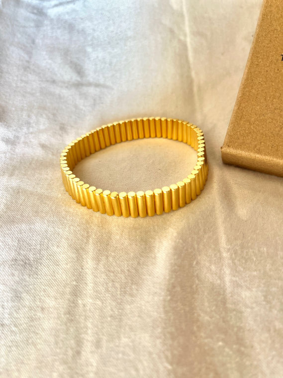 MagnaBracelet Gold Color